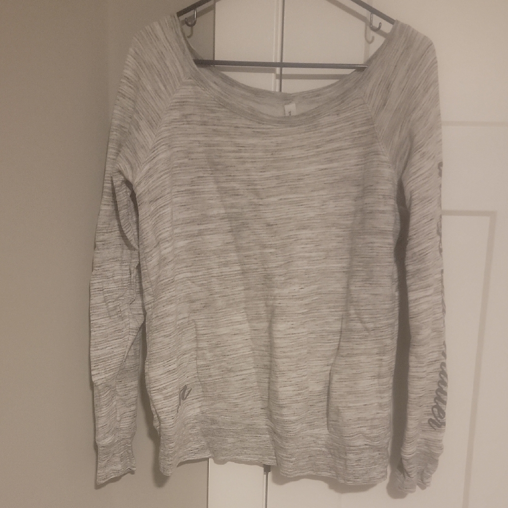 Elegant Heather Gray Women's Sweater